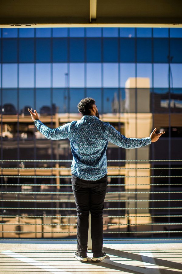 Hugo marceau : le mentaliste à lyon qui fascine et questionne